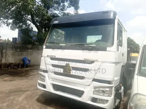 Sinotruk Howo White 2015