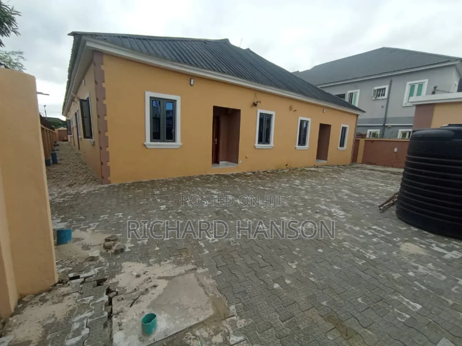 1bdrm Block of Flats in In Bogije for sale
