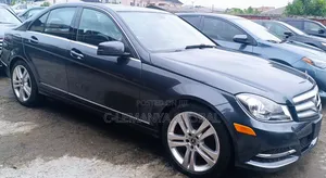 Mercedes-Benz C300 Luxury 4Matic Sedan AWD (3.5L 6cyl 7A) 2014 Gray