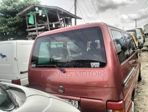 Volkswagen Transporter 2003 Red