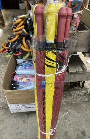 Umbrellas Um