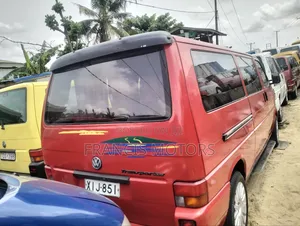 Volkswagen Transporter 2003 Red