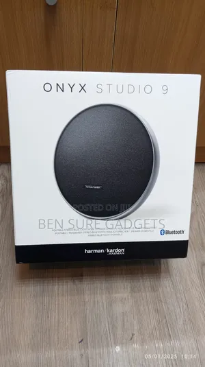 Onyx Studio 9