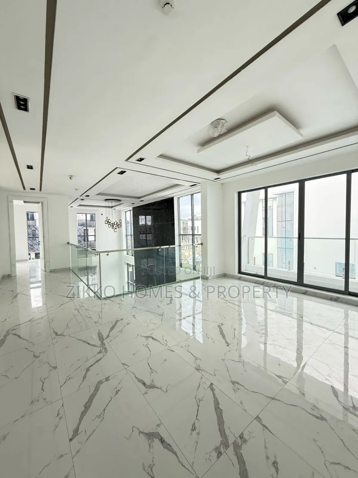 5bdrm Duplex in Osapa London, Lekki for sale