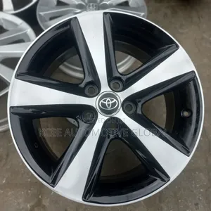 2010 Toyota Camry Rim 17