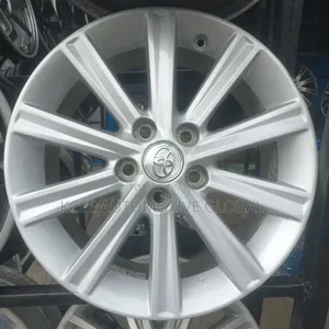 2012 Toyota Camry Rim