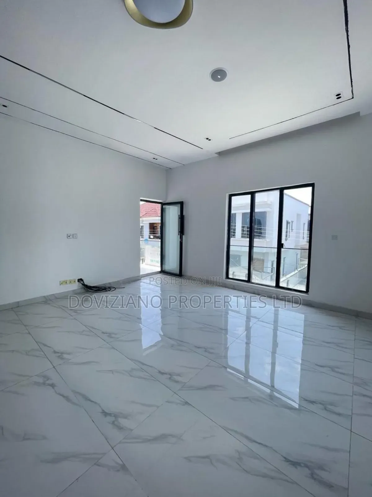 Furnished 4bdrm Duplex in Lekki for sale