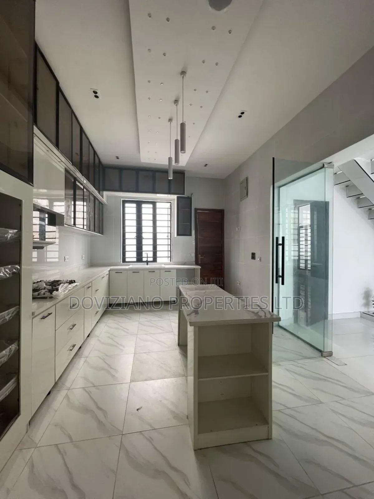 Furnished 4bdrm Duplex in Lekki for sale