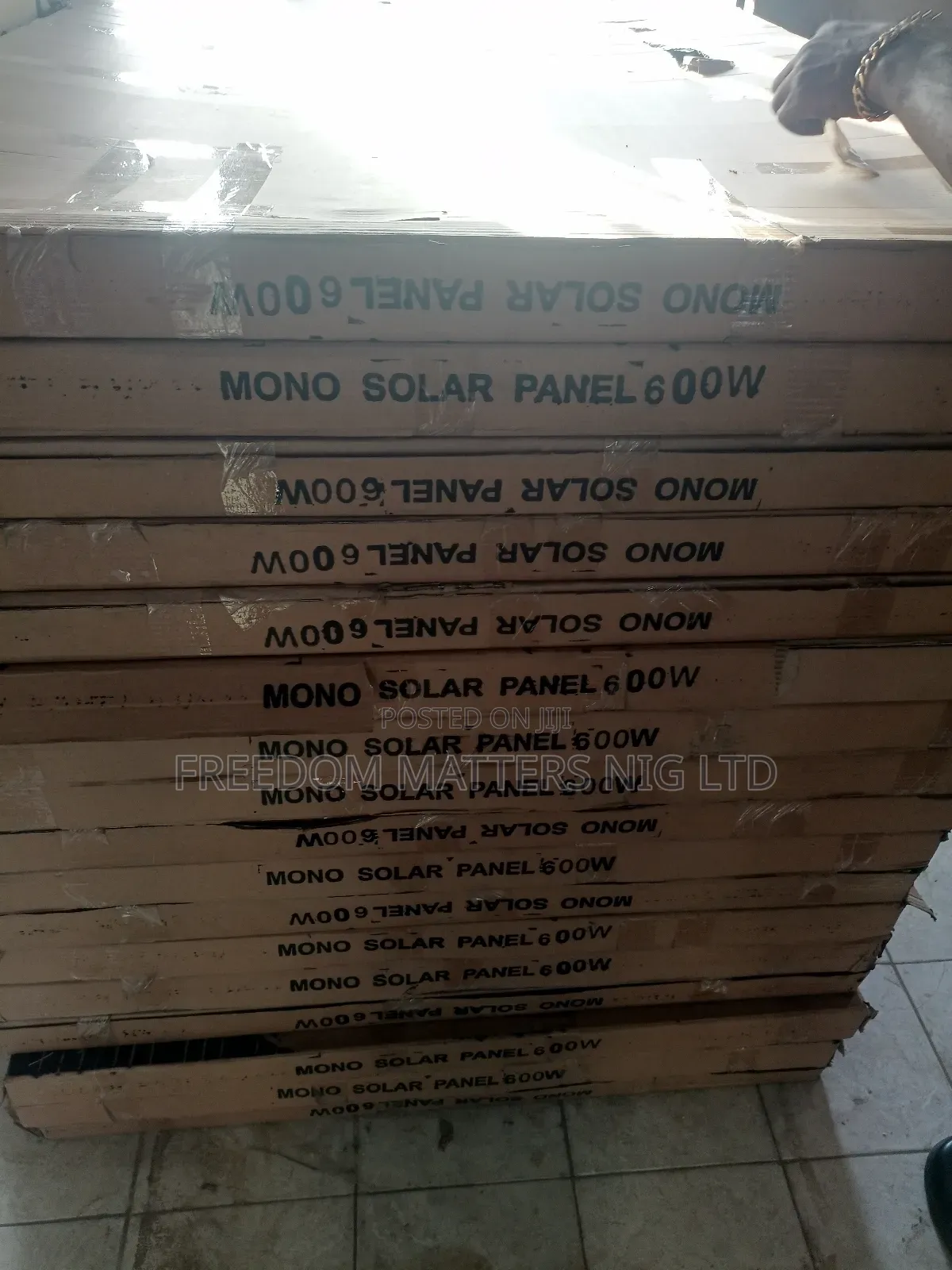 600 Watts Solar Panel
