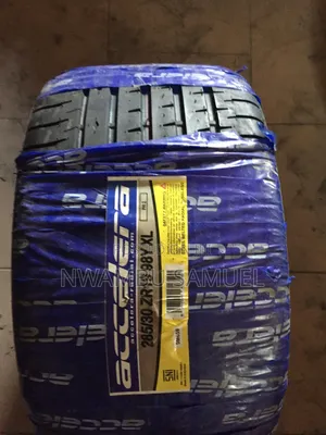 285/30r19 Accelera Tire