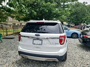 Ford Explorer 2017 White