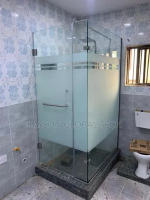 Cubicle Glass