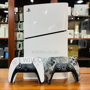 Sony Play Station 5 • Ps5 Slim Uk Used With 2 Pads
