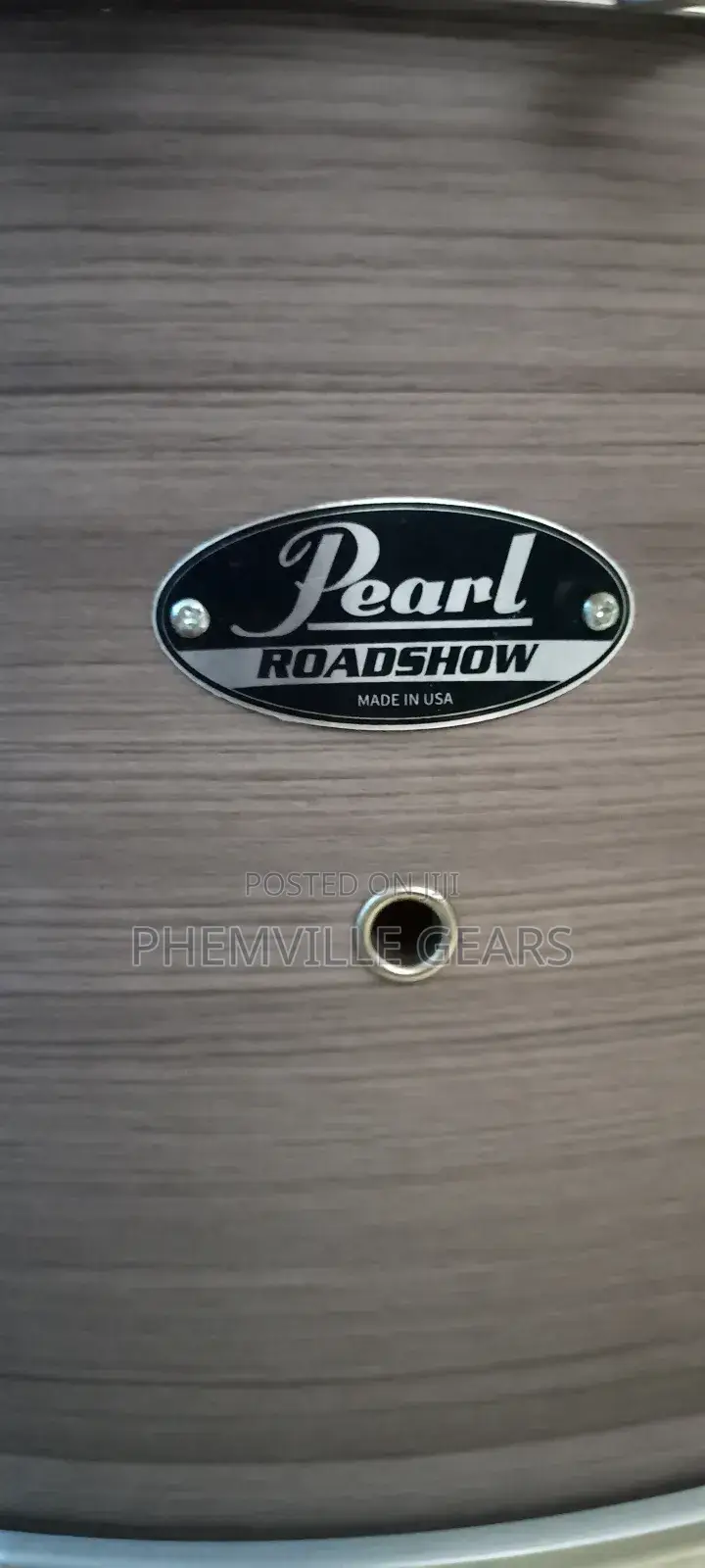 Complete Set Pearl Roadshow Drums