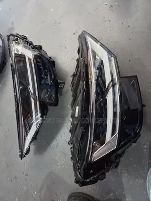 Audi Q8 Headlights