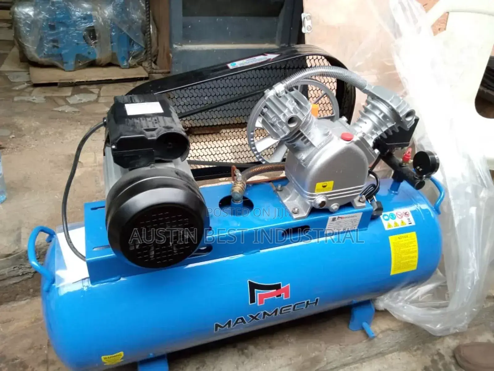 200l Maxmech Air Compressor