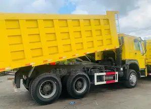 30 Tons Dump Trucks