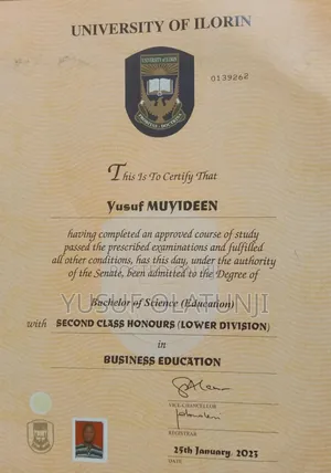 Mr Muyideen Yusuf