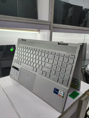 Laptop HP Envy X360 8GB Intel Core I7 SSD 256GB