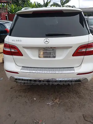 Mercedes-Benz M Class ML350 4MATIC 4dr SUV AWD (3.5L 6cyl 7A) 2015