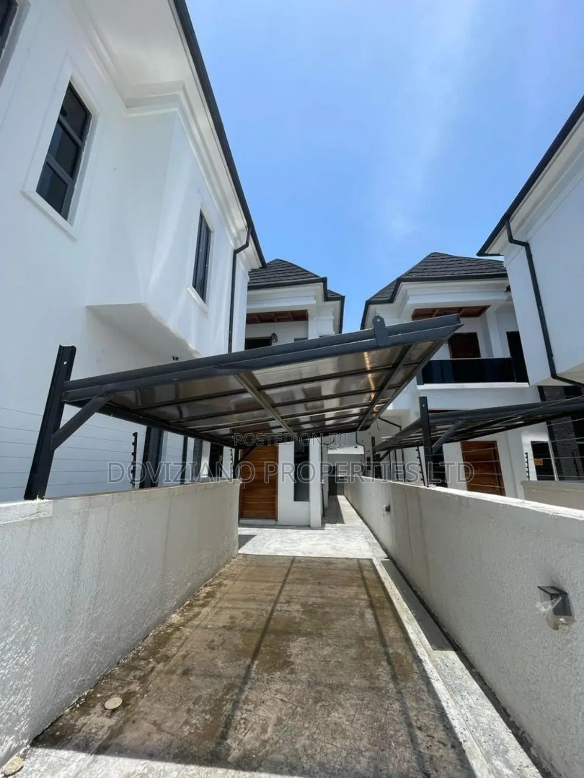 Furnished 4bdrm Duplex in Lekki for sale