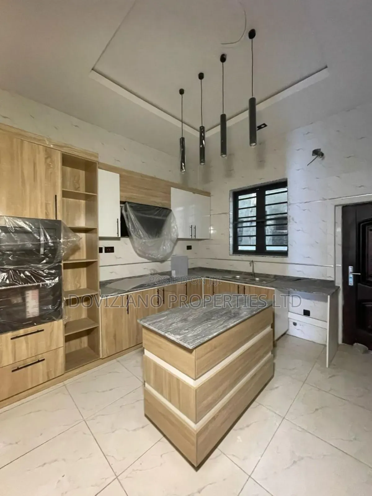 Furnished 4bdrm Duplex in Lekki for sale