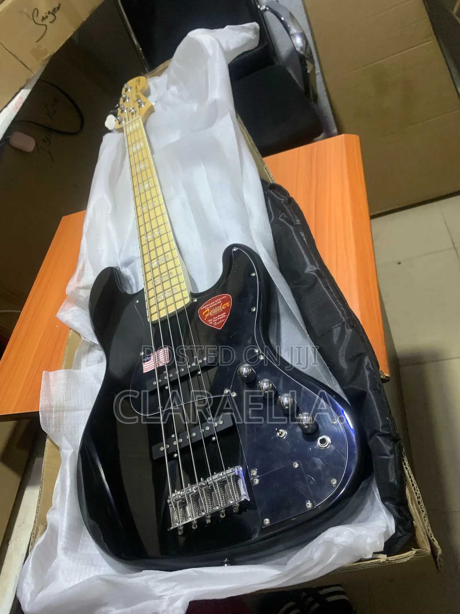 Squire by Fender Five String Jazz Bass