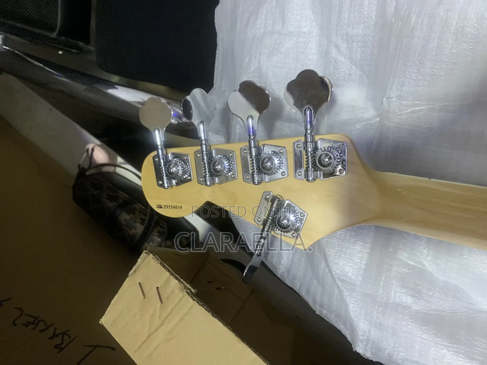 Squire by Fender Five String Jazz Bass