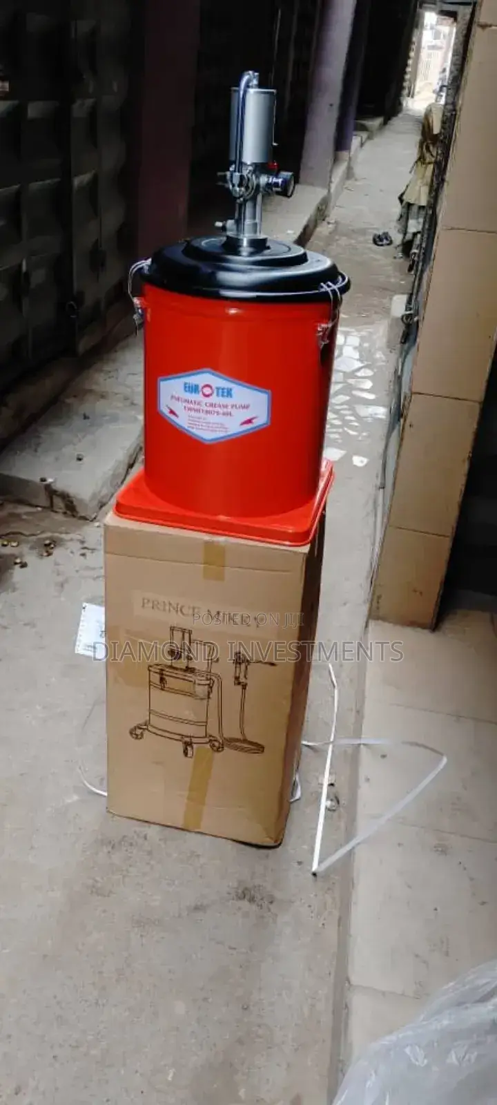 Pneumatic Grease Bucket 40litres