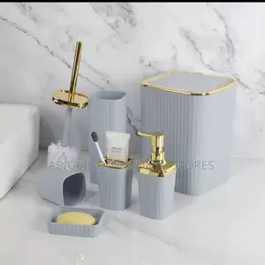 7 PCS Luxury Bathroom Accessories