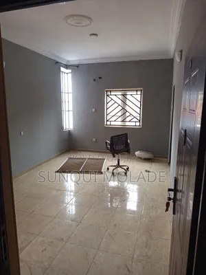 3bdrm Apartment in Greenfield Estate, Isheri North for rent