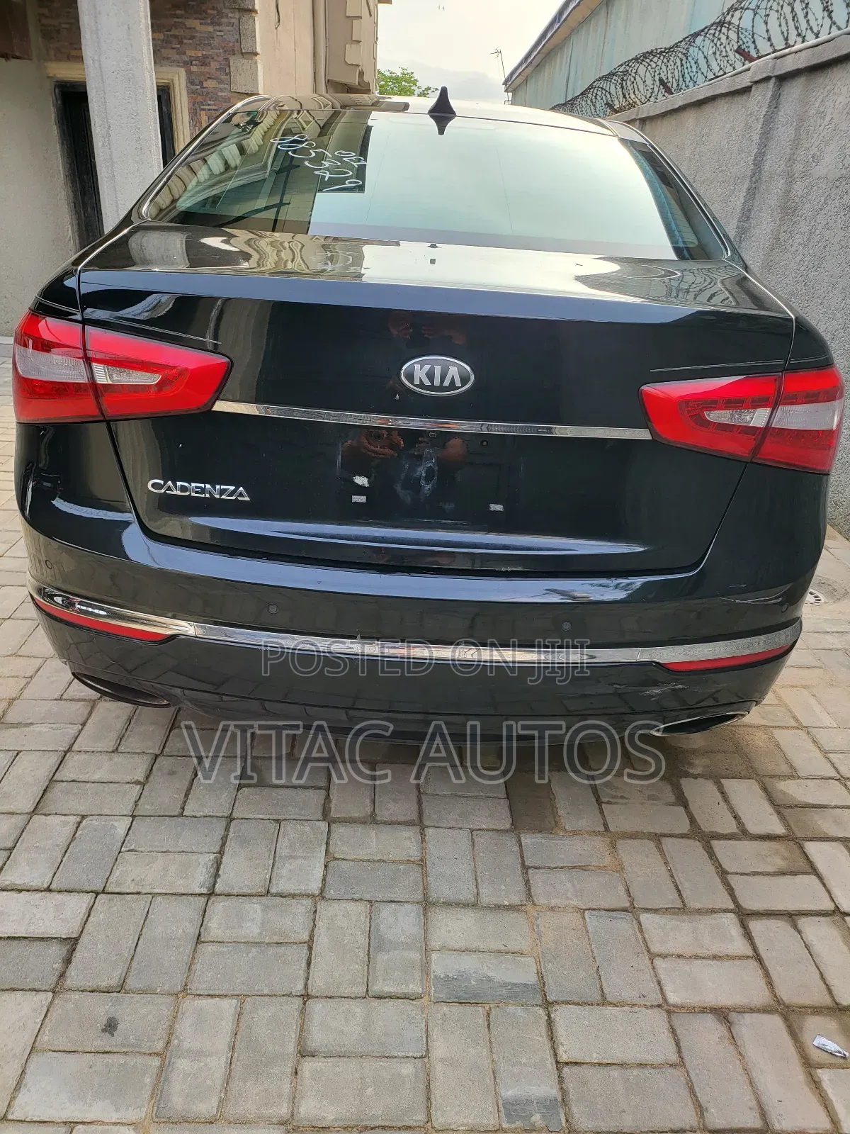 Kia Cadenza 2013 Black