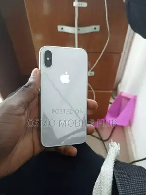 Apple iPhone XS Max 64 GB White
