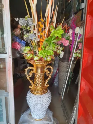 White and Gold Flower Vase