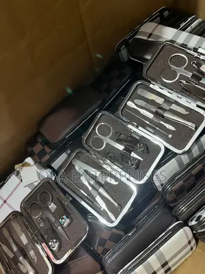 Pedicure Nails Kit