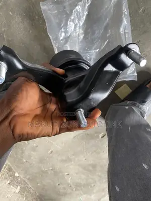 Engine Mounting for Camry Rav4 Highlander Es350 Es330 Rx300