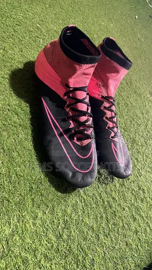 Nike Mercurial Ankle Boot (47)