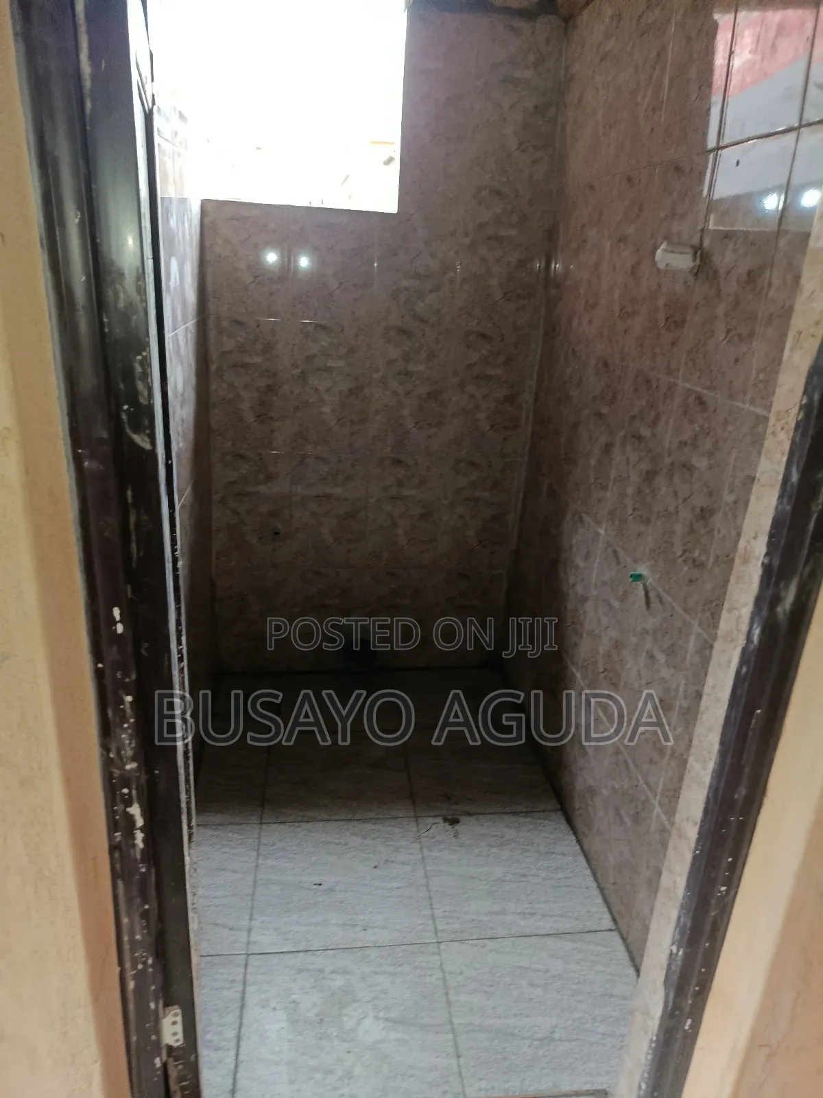 Studio Apartment in Ogunlana-Drive, Surulere for rent