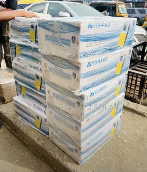 2.5kva 24v Yohaok Solar Inverter Hybrid