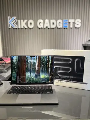 Laptop Apple MacBook Pro 2023 M3 14-Inch 8GB Apple M3 SSD 512GB