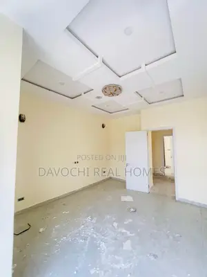 4bdrm Duplex in Ikota for rent