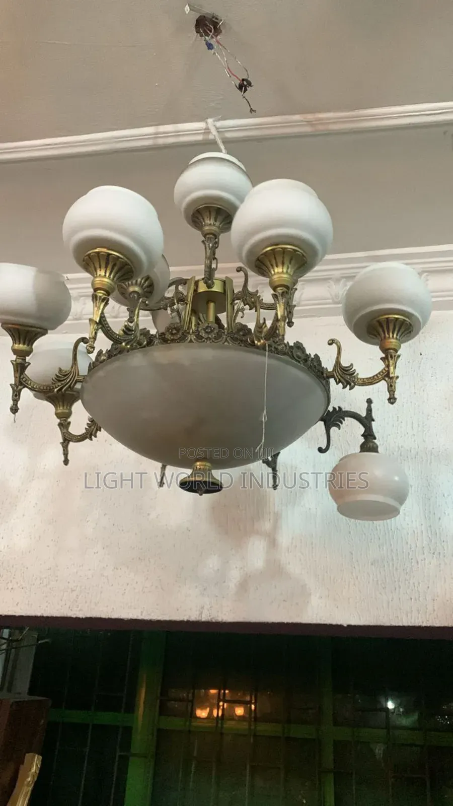 Modern/Contemporary Chandelier
