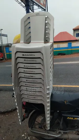 Elite Plastic Chair