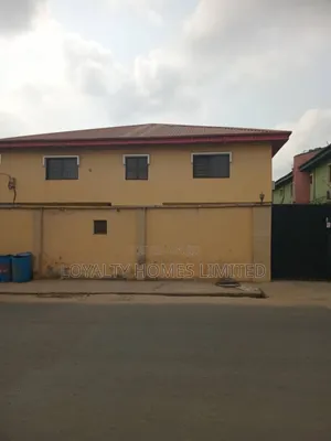4bdrm Townhouse/Terrace in Phase 1, Magodo for sale
