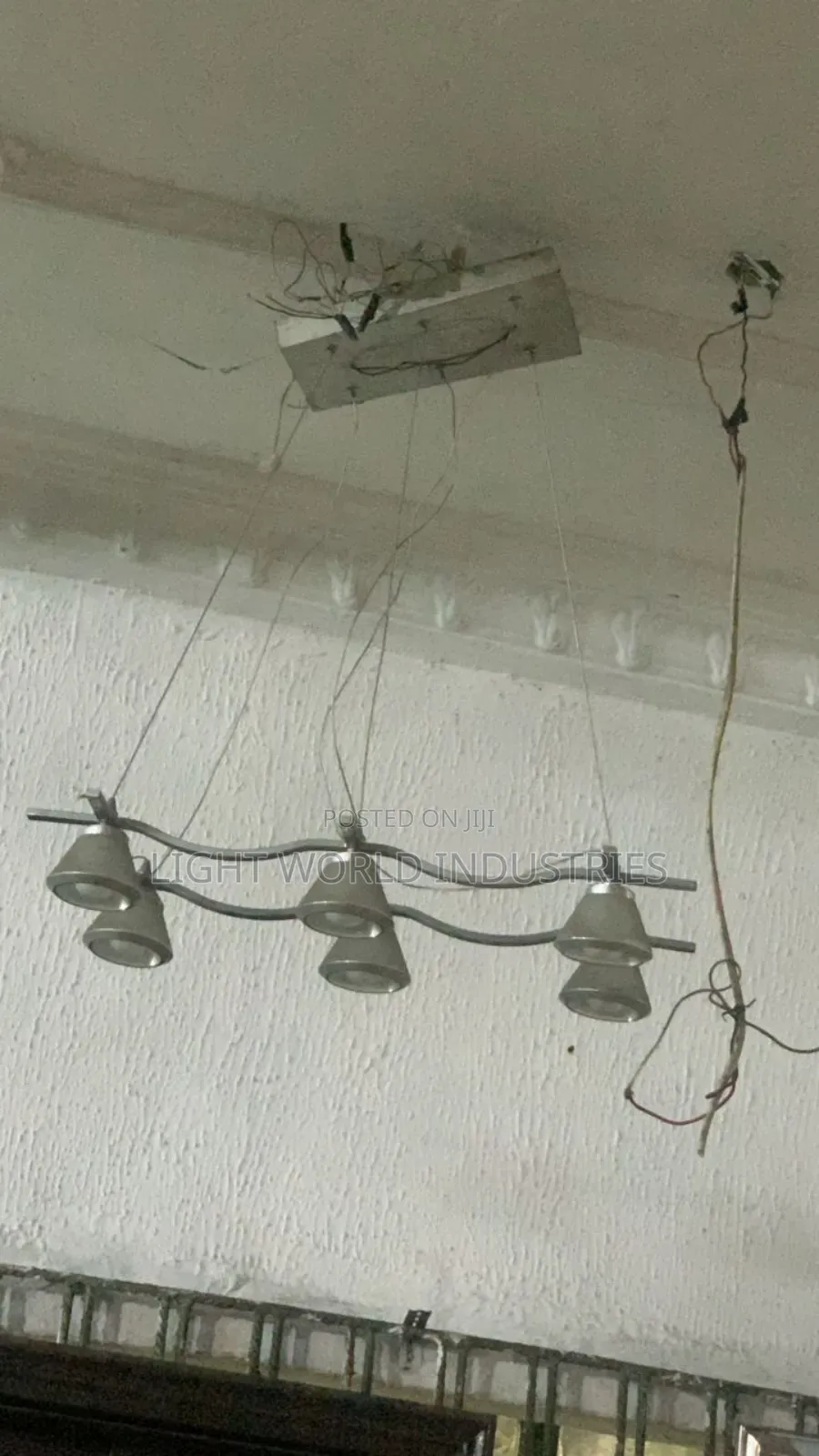 Modern Sputnik Chandelier- 6 Light