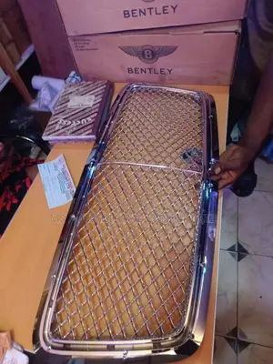 Bentley Bentyaga Front Grille