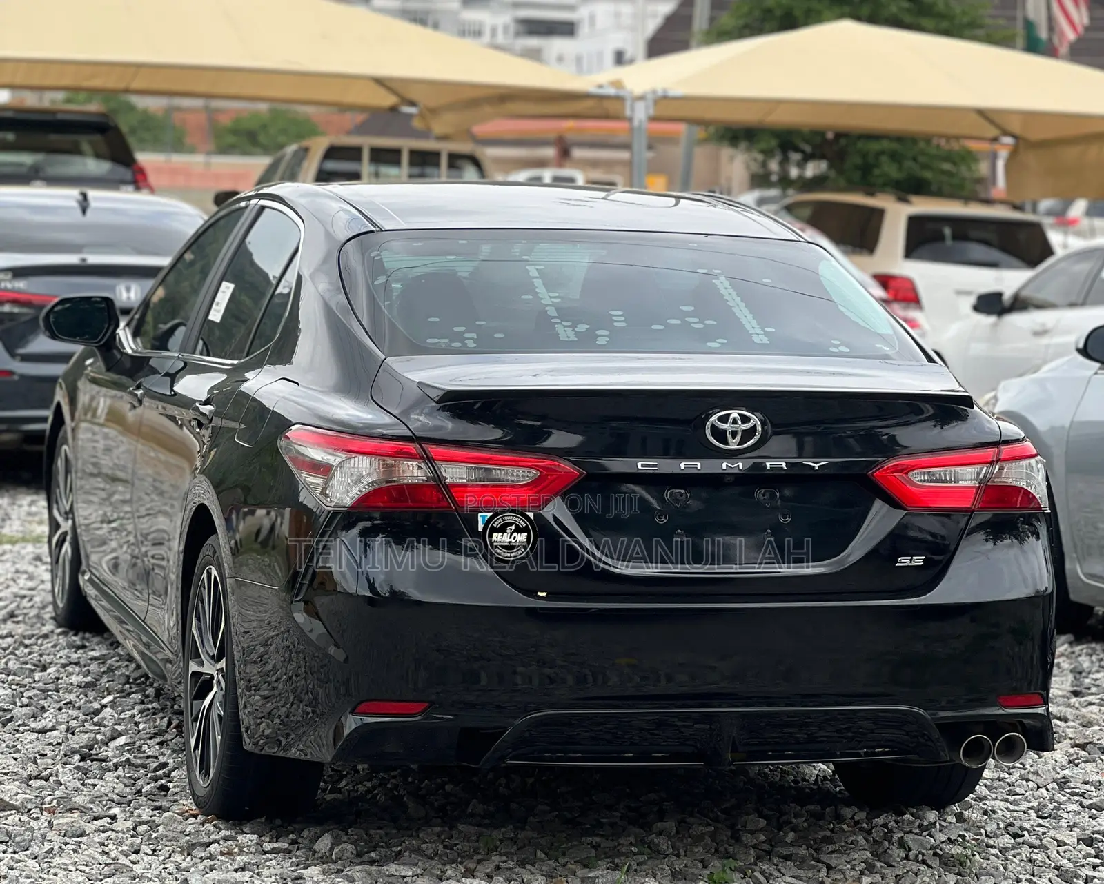Toyota Camry SE FWD (2.5L 4cyl 8AM) 2018 Black