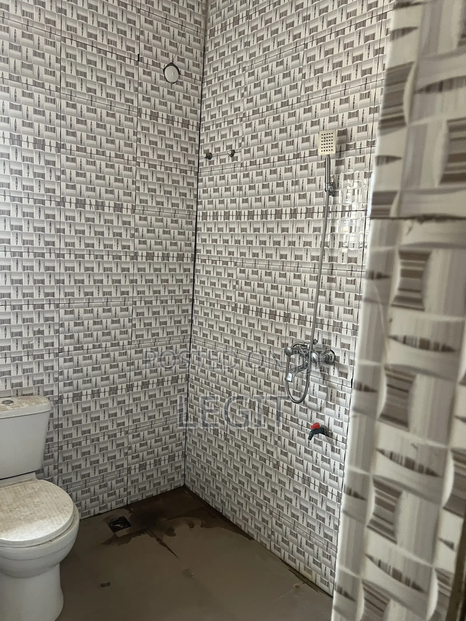 3bdrm Bungalow in Minna for sale