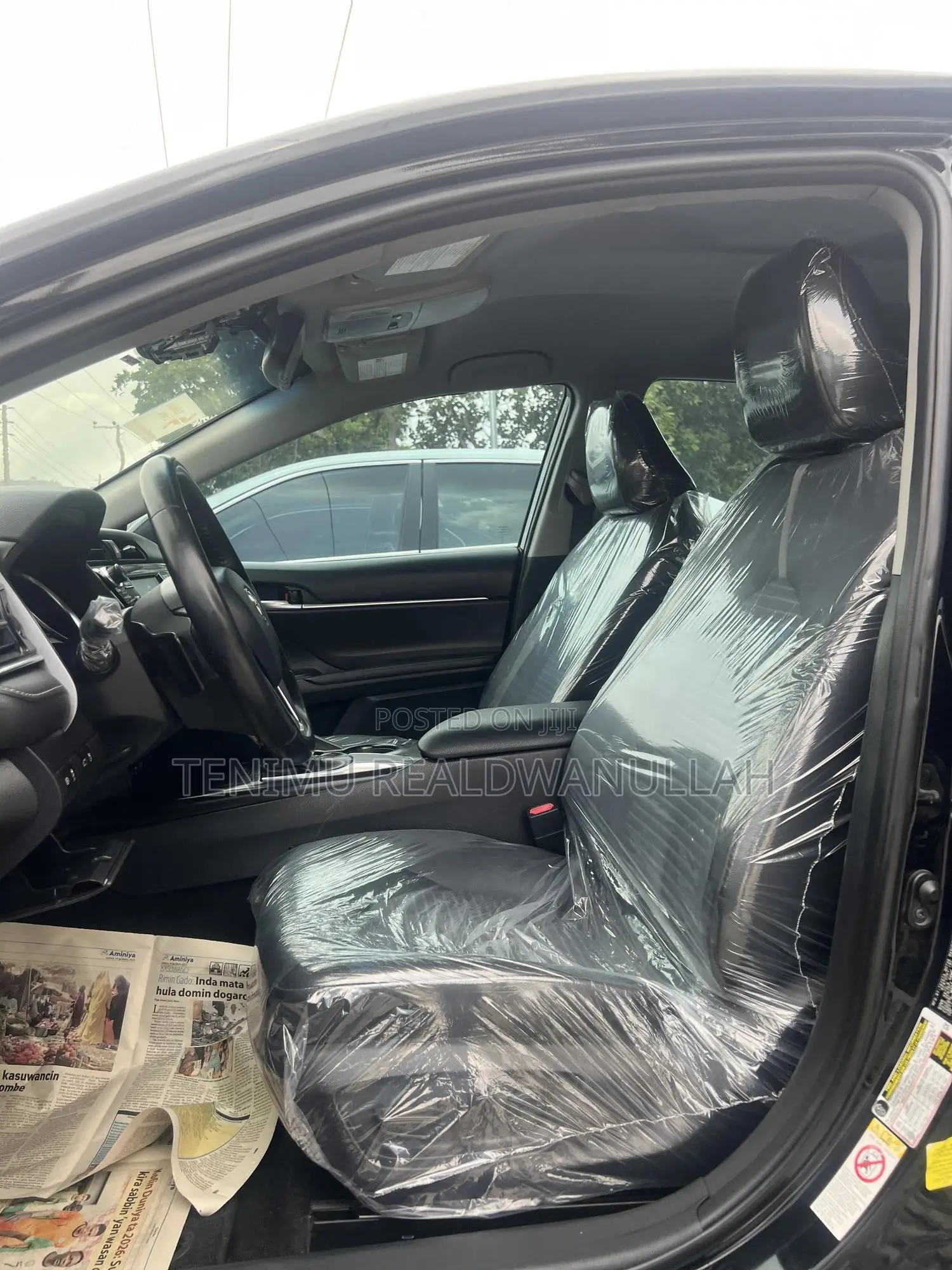 Toyota Camry SE FWD (2.5L 4cyl 8AM) 2018 Black
