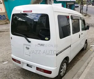 New Daihatsu Hijet 2016 White